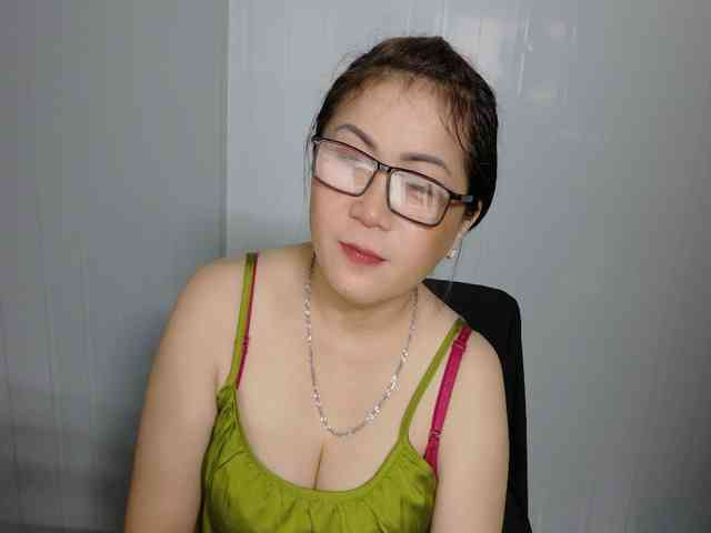 Tusexy69 webcam