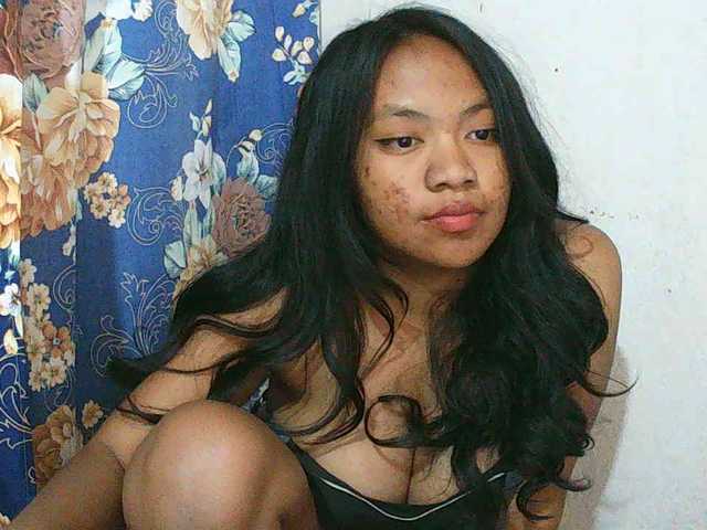 Alyssa-luxa-1 live cam on BongaCams