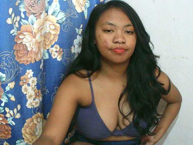 Alyssa-luxa-1 live cam on BongaCams