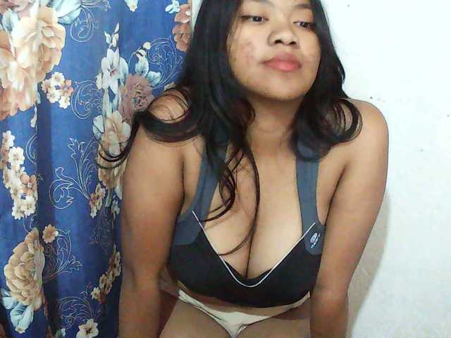 Alyssa-luxa-1 live cam on BongaCams