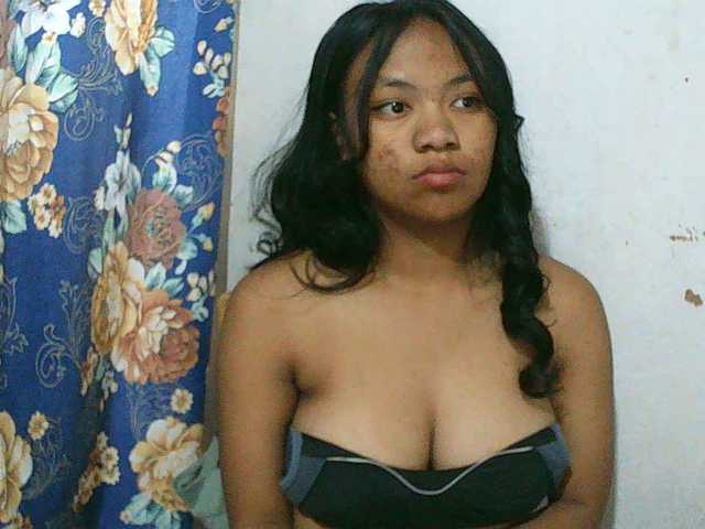 Alyssa-luxa-1 live cam on BongaCams