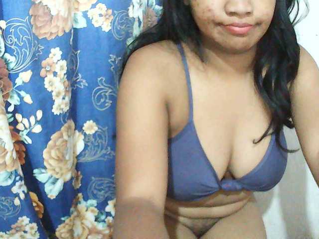 Alyssa-luxa-1 live cam on BongaCams