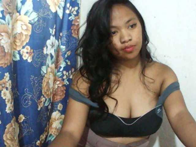 Alyssa-luxa-1 live cam on BongaCams