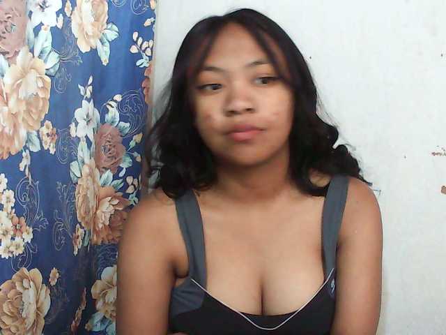 Alyssa-luxa-1 live cam on BongaCams