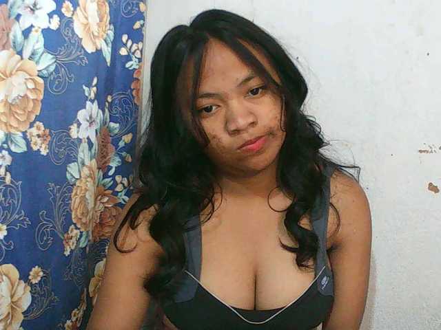 Alyssa-luxa-1 live cam on BongaCams