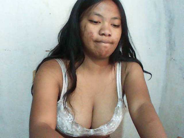 Alyssa-luxa-1 live cam on BongaCams
