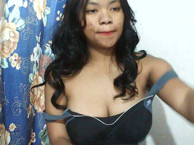 Alyssa-luxa-1 live cam on BongaCams
