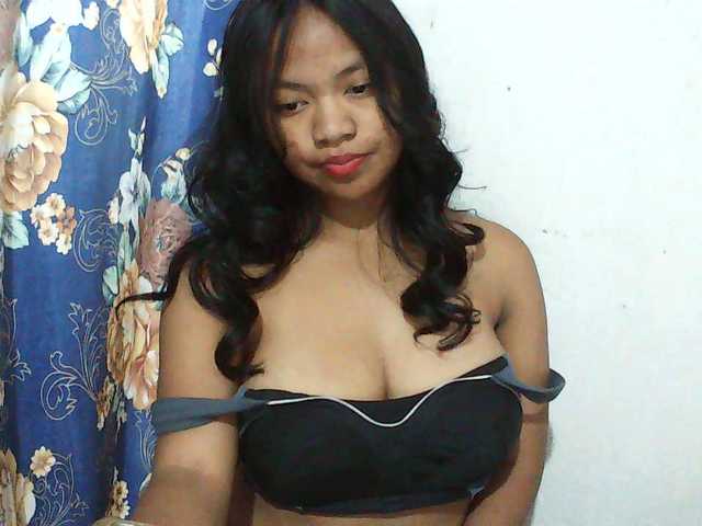 Alyssa-luxa-1 live cam on BongaCams