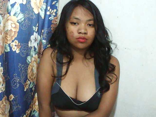 Alyssa-luxa-1 live cam on BongaCams