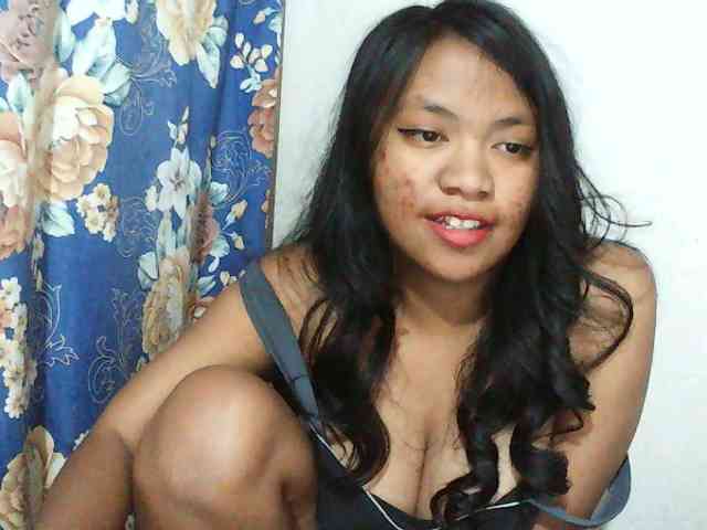 Alyssa-luxa-1 webcam
