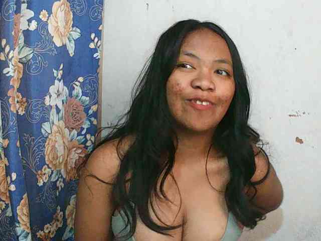 Alyssa-luxa-1 webcam