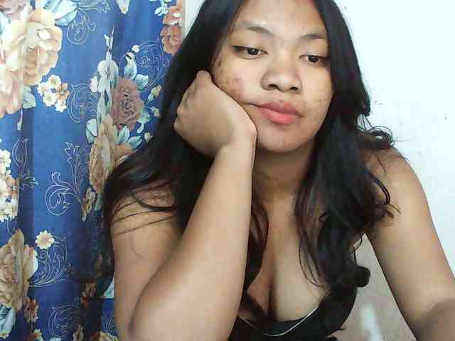 Alyssa-luxa-1 webcam
