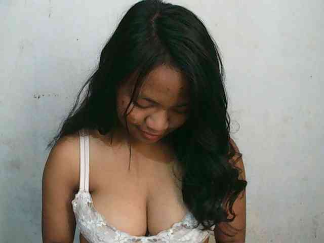 Alyssa-luxa-1 webcam