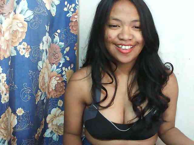 Alyssa-luxa-1 webcam