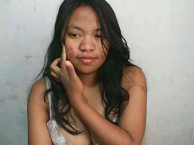 Alyssa-luxa-1 webcam
