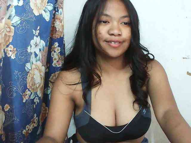 Alyssa-luxa-1 webcam