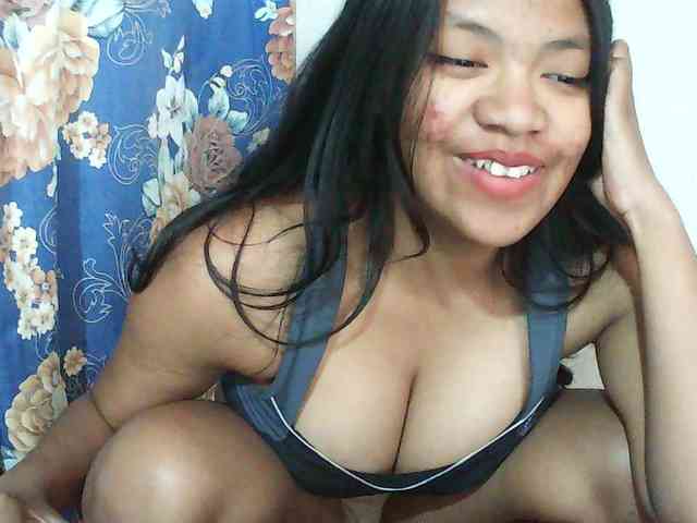 Alyssa-luxa-1 webcam