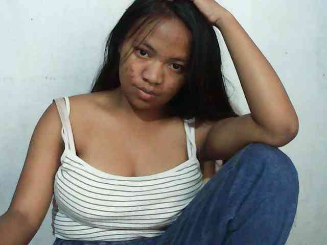 Alyssa-luxa-1 webcam