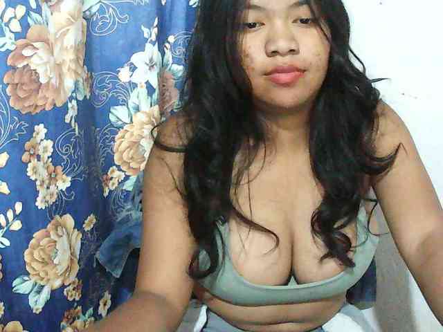 Alyssa-luxa-1 webcam