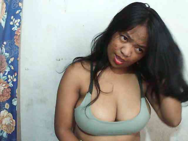 Alyssa-luxa-1 webcam