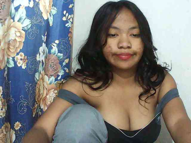Alyssa-luxa-1 webcam