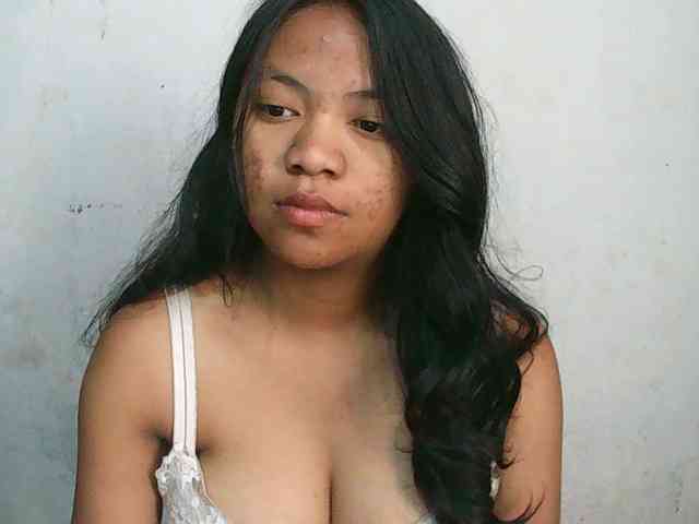 Alyssa-luxa-1 webcam