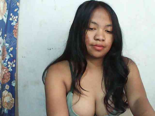 Alyssa-luxa-1 webcam
