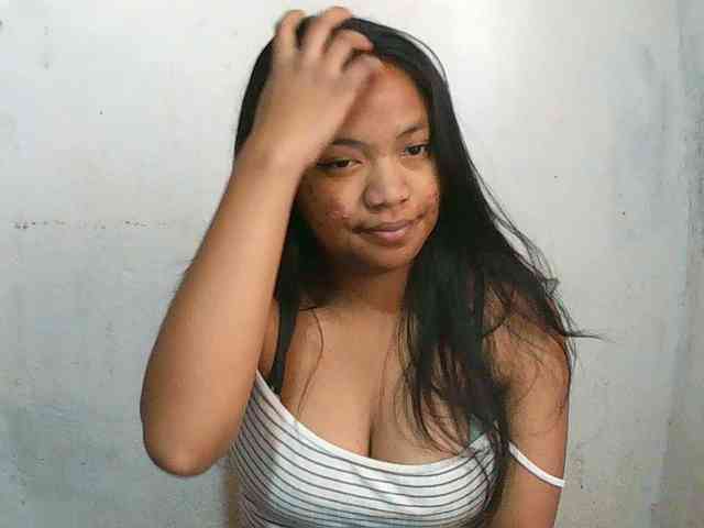 Alyssa-luxa-1 webcam