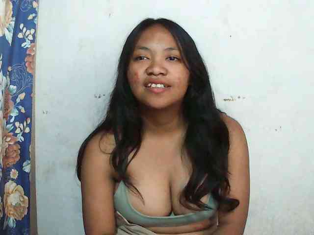 Alyssa-luxa-1 webcam