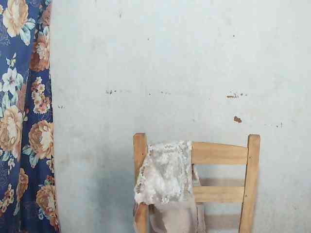 Alyssa-luxa-1 webcam