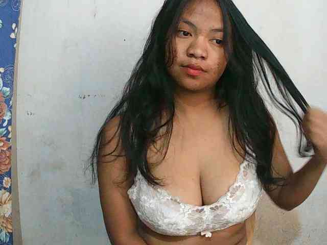 Alyssa-luxa-1 webcam