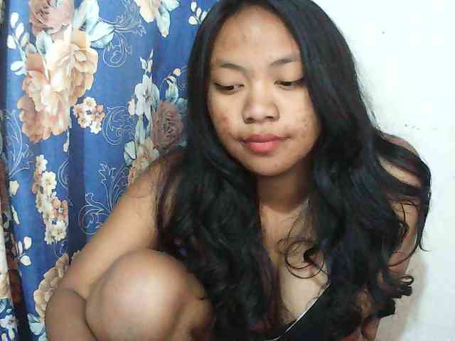 Alyssa-luxa-1 webcam