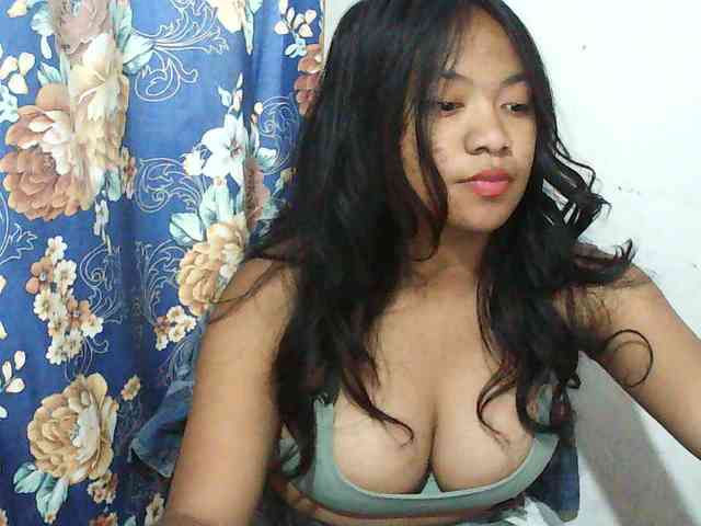 Alyssa-luxa-1 webcam