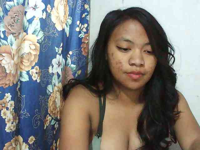 Alyssa-luxa-1 webcam