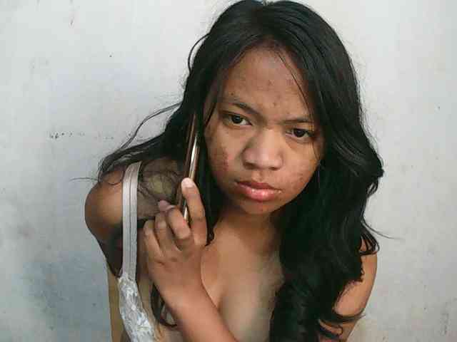 Alyssa-luxa-1 webcam
