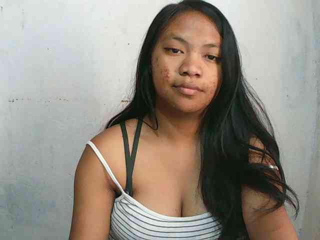 Alyssa-luxa-1 webcam