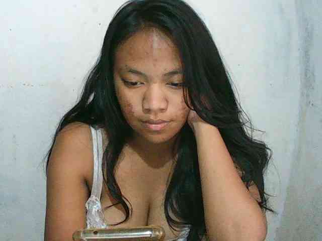 Alyssa-luxa-1 webcam