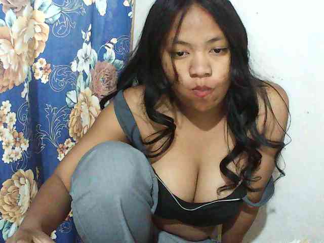 Alyssa-luxa-1 webcam