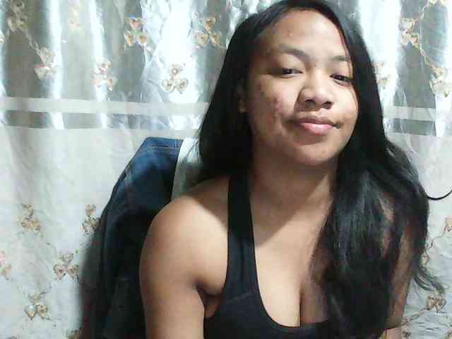 Alyssa-luxa-1 webcam