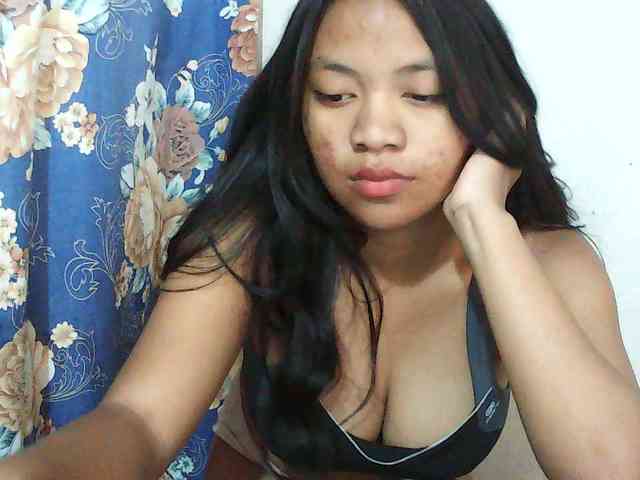 Alyssa-luxa-1 webcam