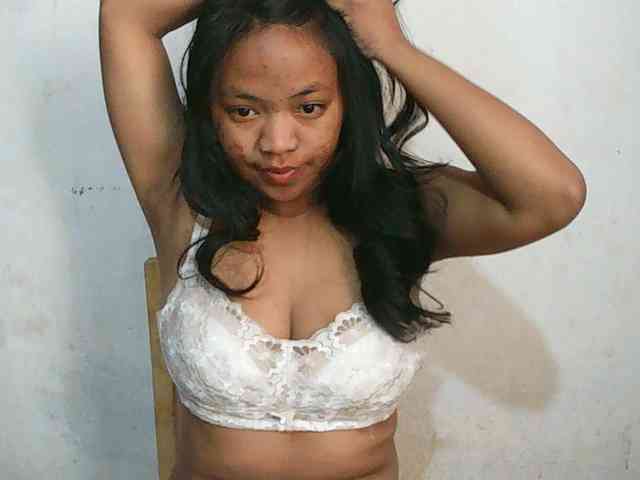 Alyssa-luxa-1 webcam