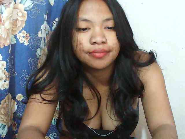 Alyssa-luxa-1 webcam
