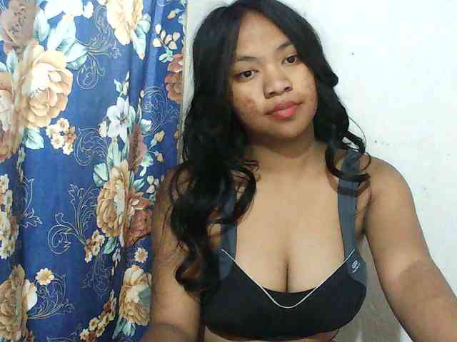 Alyssa-luxa-1 webcam