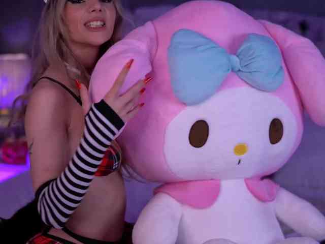 AmiraLovely