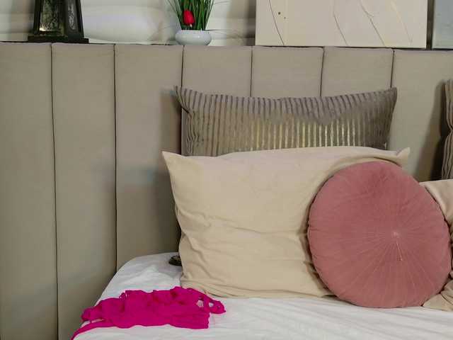 AmandaRise live cam on BongaCams
