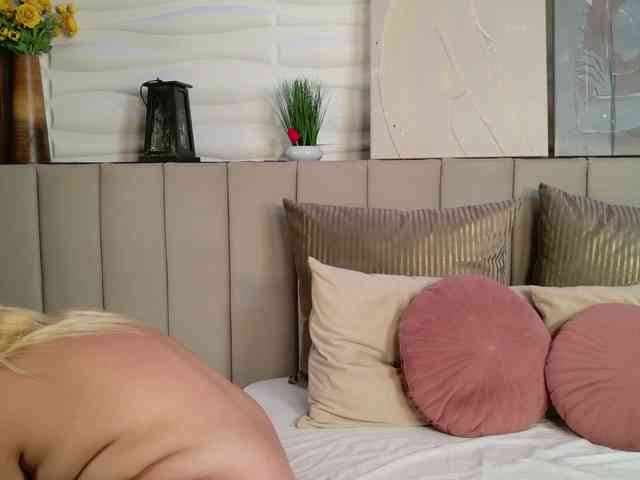 AmandaRise webcam