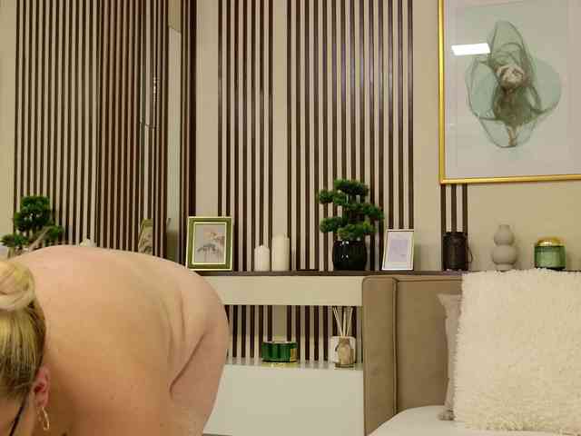 AmandaRise webcam