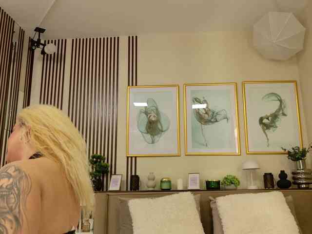 AmandaRise webcam