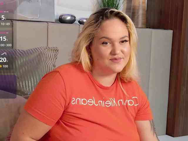 AmandaRise AmandaRise