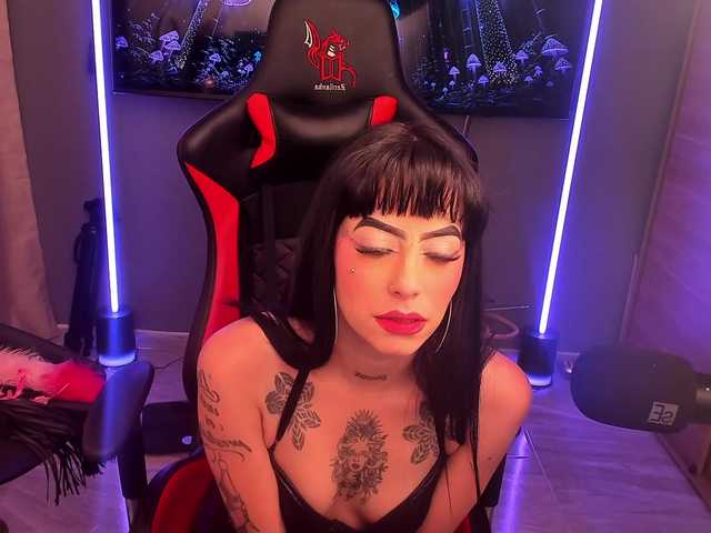 chanelmejia live cam on BongaCams